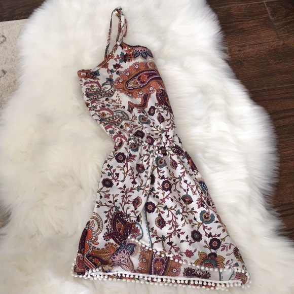 Floral Paisley Romper - Picture 4 of 6
